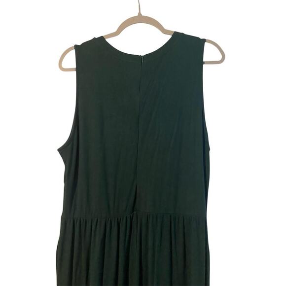 Women's Green Stretchy Jumpsuit - Picture 3 of 4